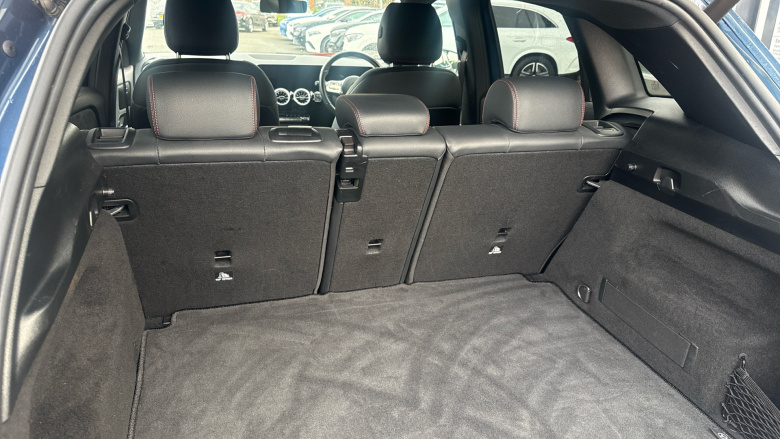 Mercedes-Benz GLA 220d 4Matic AMG Line Premium 5dr Auto Diesel Hatchback